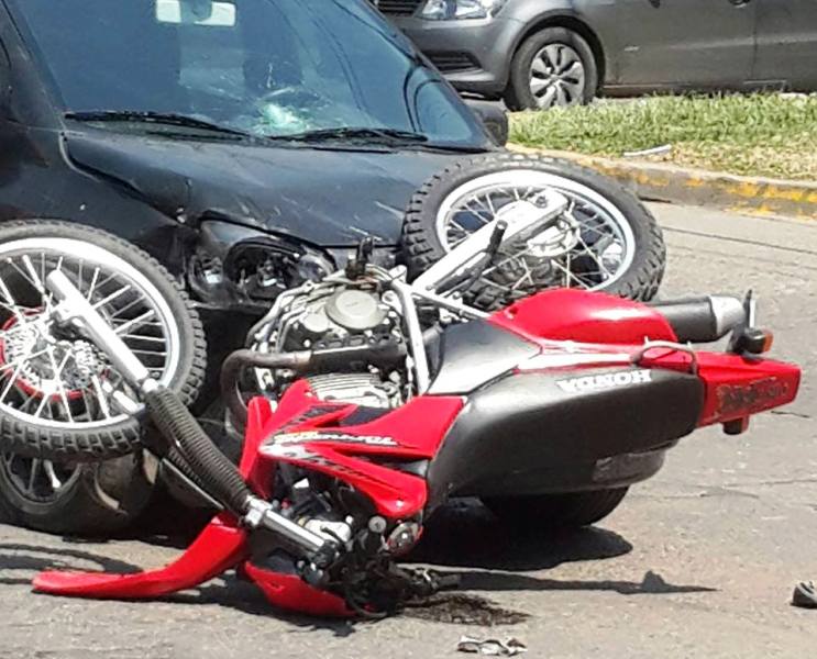 accidente-moto-auto